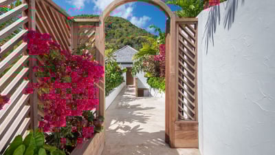 Luxury Villa Photo #19