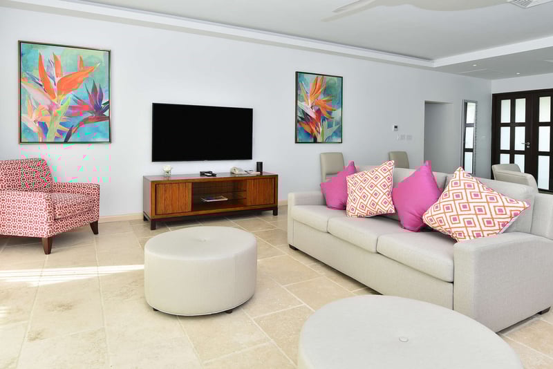 3 BDM Beachview Villa