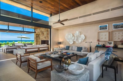 Luxury Villa Photo #15