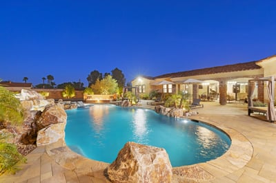 Luxury Villa Photo #9