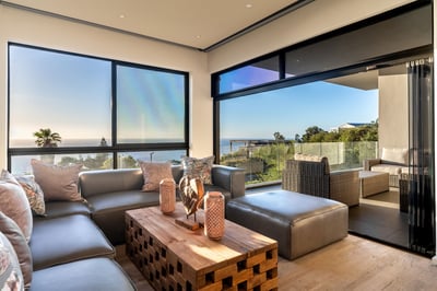 Luxury Villa Photo #17
