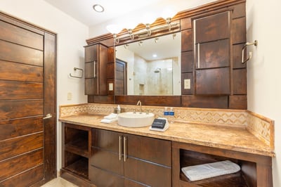 Luxury Villa Photo #65