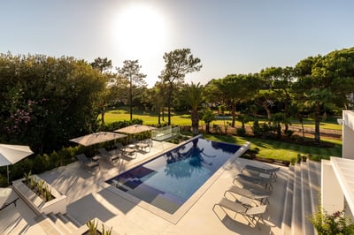 Luxury Villa Photo #4