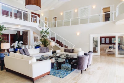 Luxury Villa Photo #22