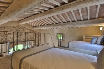 Luxury Villa Photo #37