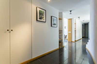Luxury Villa Photo #23