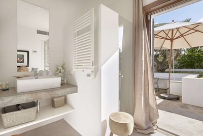Luxury Villa Photo #33