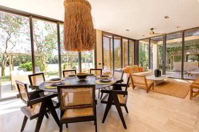 Luxury Villa Photo #15