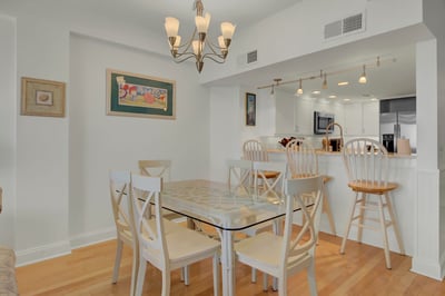 Luxury Villa Photo #8