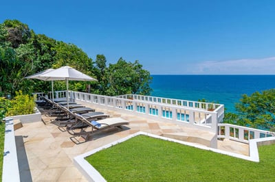 Luxury Villa Photo #4