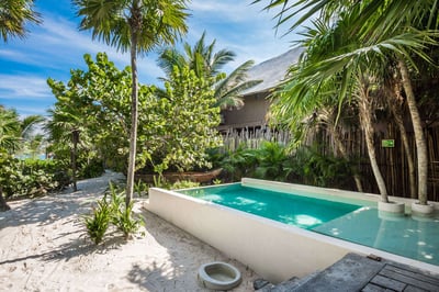 Luxury Villa Photo #3