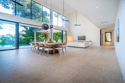 Luxury Villa Photo #15