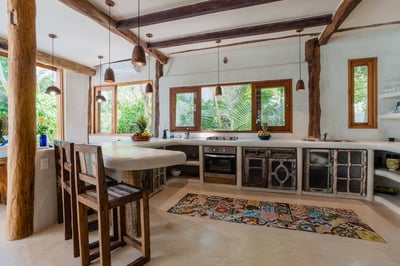 Luxury Villa Photo #7