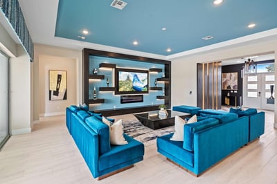 Luxury Villa Photo #23