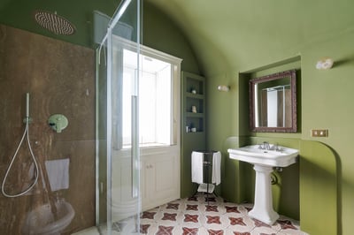 Luxury Villa Photo #50