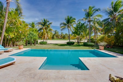 Luxury Villa Photo #7