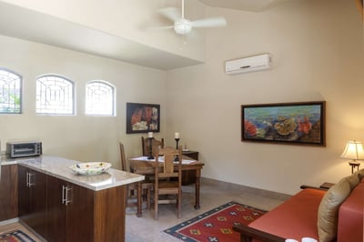 Luxury Villa Photo #12