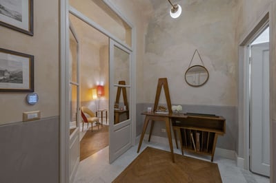 Luxury Villa Photo #2