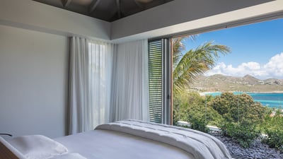 Luxury Villa Photo #18