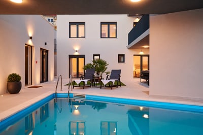 Luxury Villa Photo #8