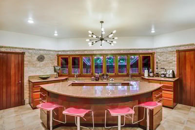 Luxury Villa Photo #23