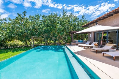 Luxury Villa Photo #7