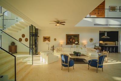 Luxury Villa Photo #44