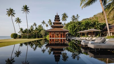 Luxury Villa Photo #6