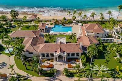 Luxury Villa Photo #4