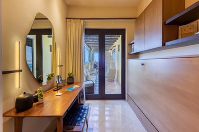 Luxury Villa Photo #23
