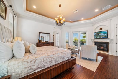 Luxury Villa Photo #30