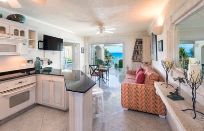 Luxury Villa Photo #4