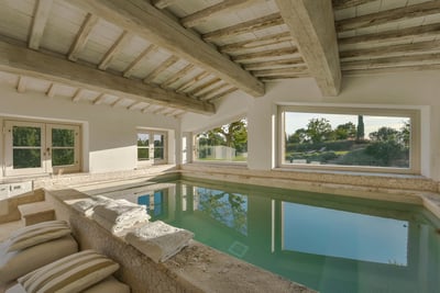 Luxury Villa Photo #50
