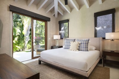 Luxury Villa Photo #27