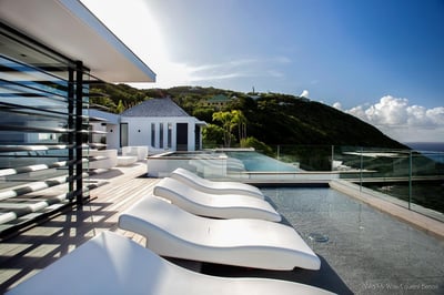 Luxury Villa Photo #2