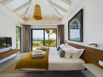Luxury Villa Photo #19