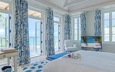 Luxury Villa Photo #21