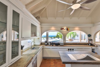 Luxury Villa Photo #20