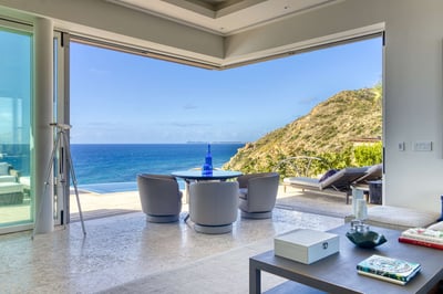Luxury Villa Photo #9
