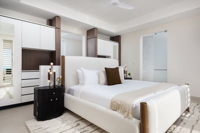 Luxury Villa Photo #15