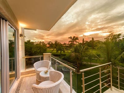 Luxury Villa Photo #8