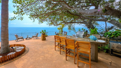 Luxury Villa Photo #13