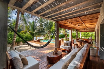 Luxury Villa Photo #10