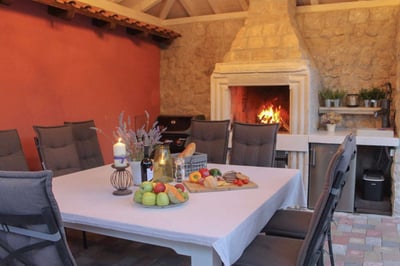 Luxury Villa Photo #36