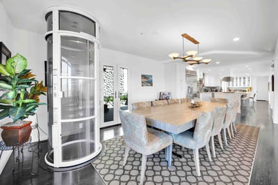 Luxury Villa Photo #18