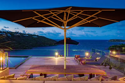 Luxury Villa Photo #17