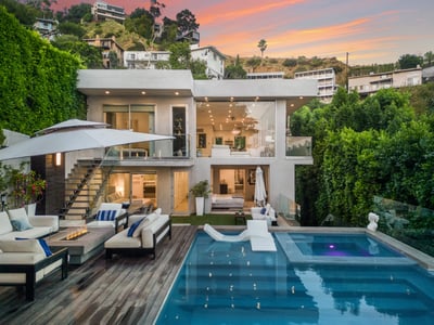 Luxury Villa Photo #15
