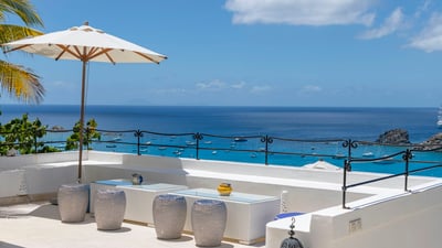 Luxury Villa Photo #16