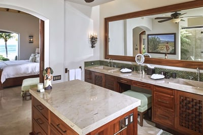 Luxury Villa Photo #20
