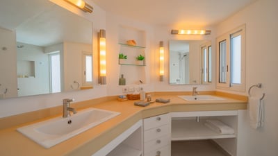 Luxury Villa Photo #44